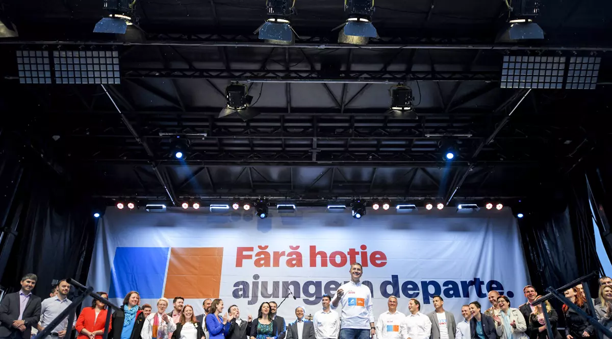 De ce e iar scandal în USR înainte de alegeri. Adversarii actualei conduceri acuză practici dictatoriale. Replica lui Dan Barna