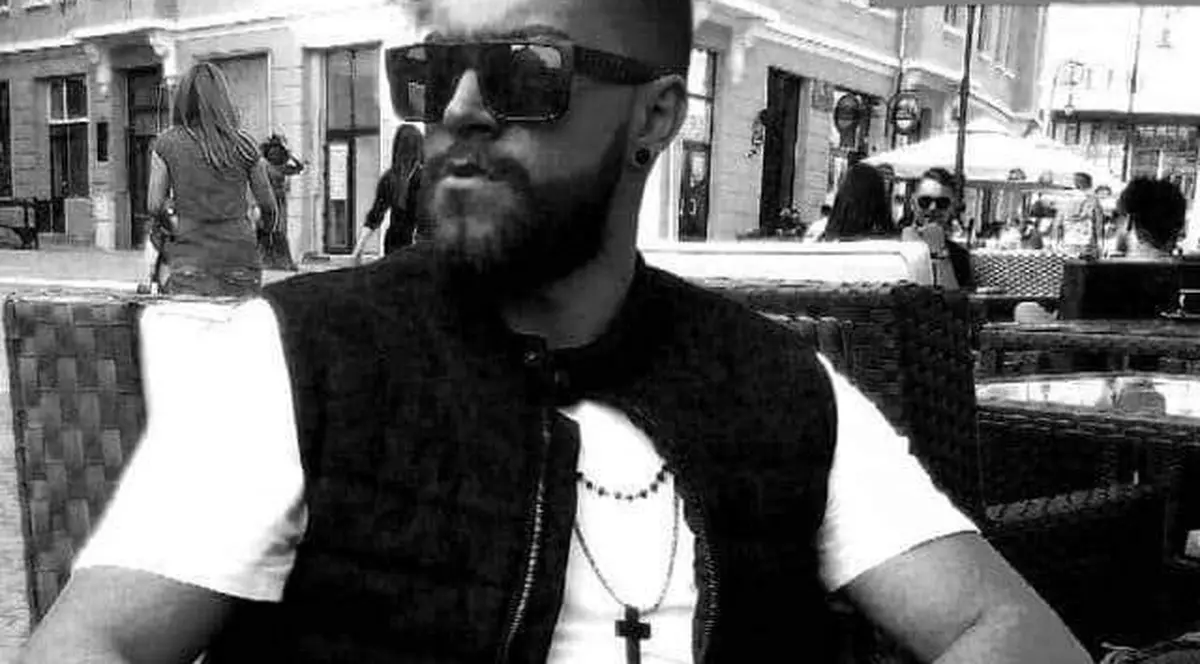 Fiul femeii din Craiova care a decedat la trei ore după ce a fost trimisă acasă de medici, găsit mort pe caldarâmul din fața blocului