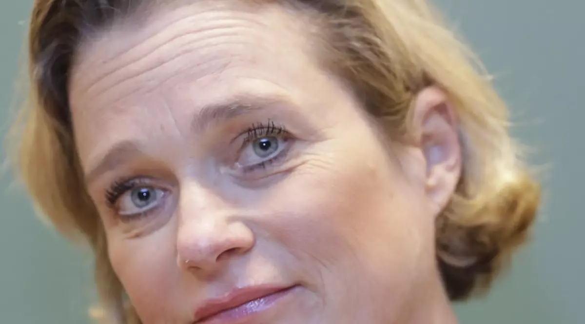 FOTO | Fostul rege al Belgiei și-a întâlnit pentru prima oară fiica, pe care a fost obligat să o recunoască după un test ADN