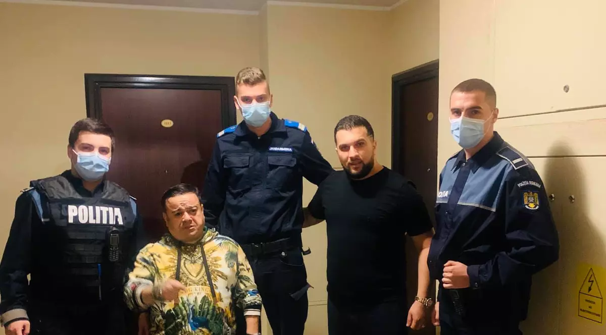 Poliţia a împărţit amenzi de 38.500 de lei la o petrecere la care participau Adrian Minune şi Tzancă Uraganul