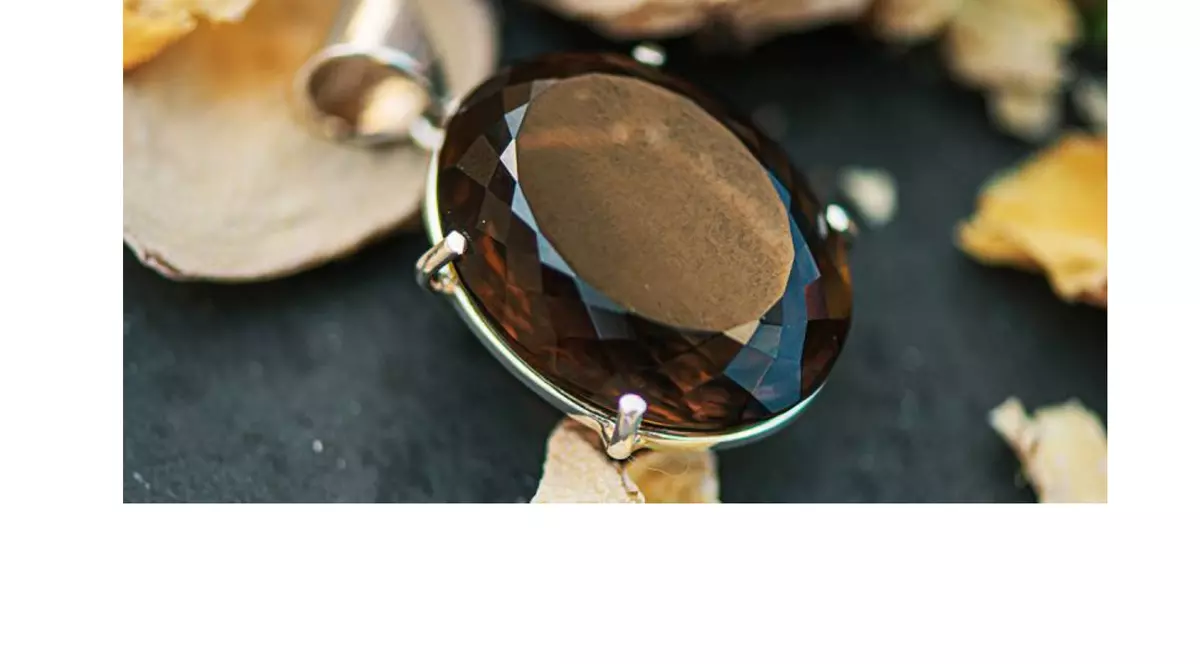 (Publicitate) Black Friday cu pietre preţioase în culori de toamnă