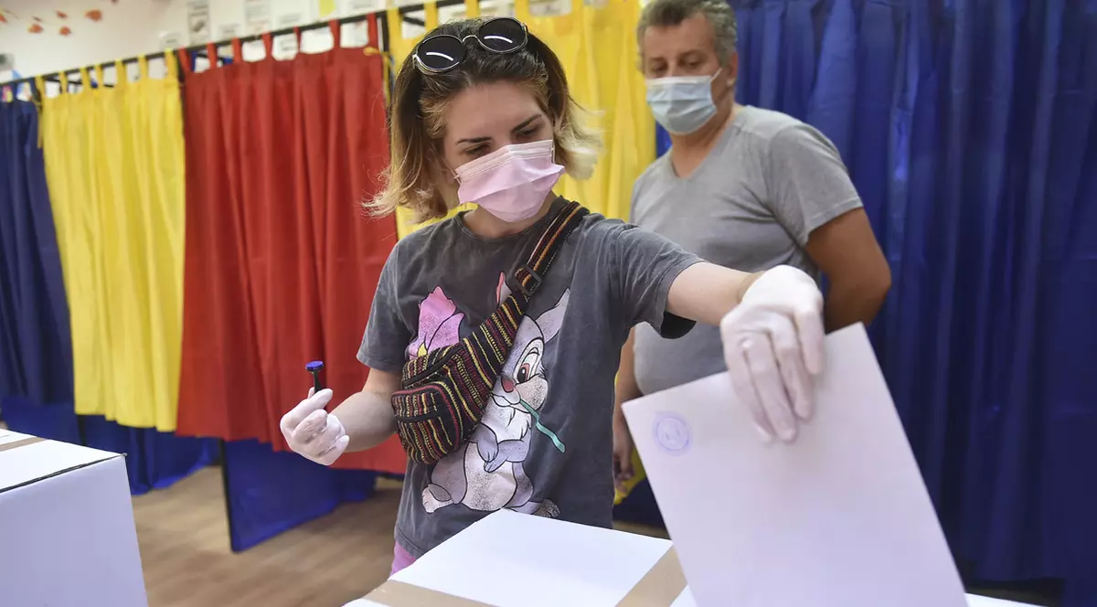 Cristian Pîrvulescu, trei scenarii pentru România după alegeri. Cine va veni la guvernare și cine va face opoziție