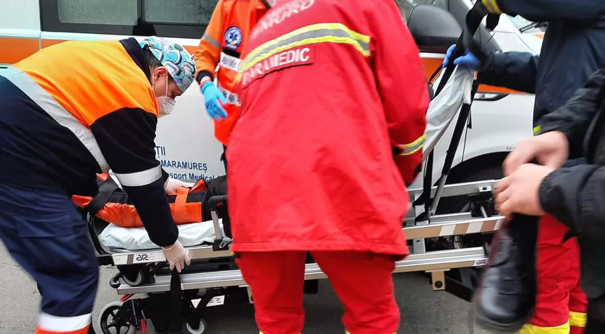 Un angajat al IPJ Maramureș a călcat cu mașina un polițist local care a vrut să-l amendeze