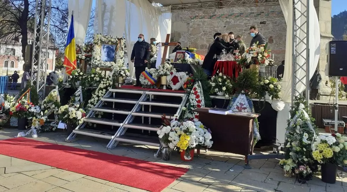 VIDEO | Draga Olteanu Matei a fost înmormântată astăzi, la Piatra Neamț, cu onoruri militare