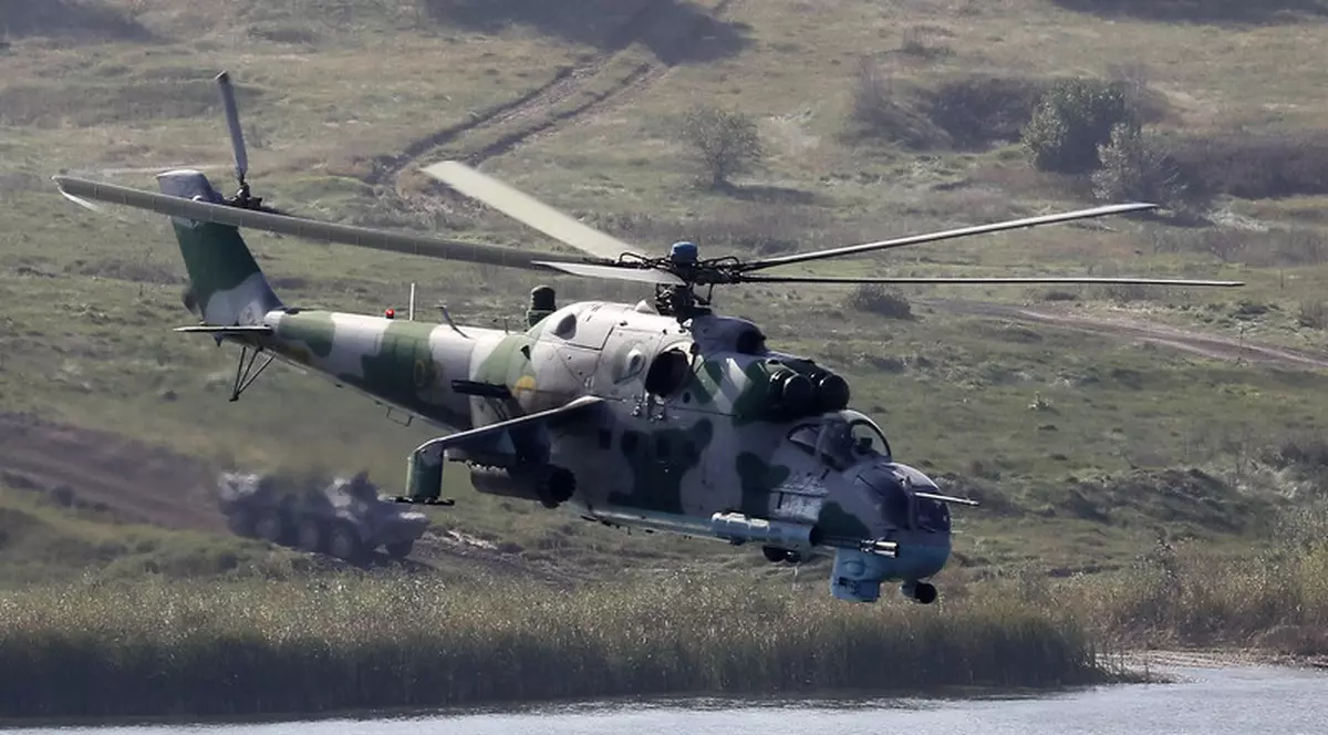 VIDEO | Un elicopter militar al Rusiei a fost doborât de o rachetă în Armenia. Azerbaidjan recunoaște atacul și își cere scuze