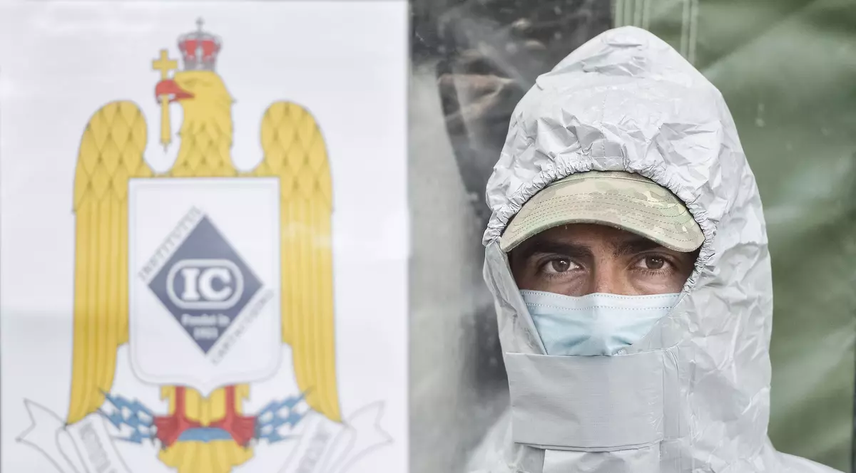 Institutul Cantacuzino dezvoltă un produs de tip Polidin şi un vaccin antigripal. Când ar putea fi puse pe piață