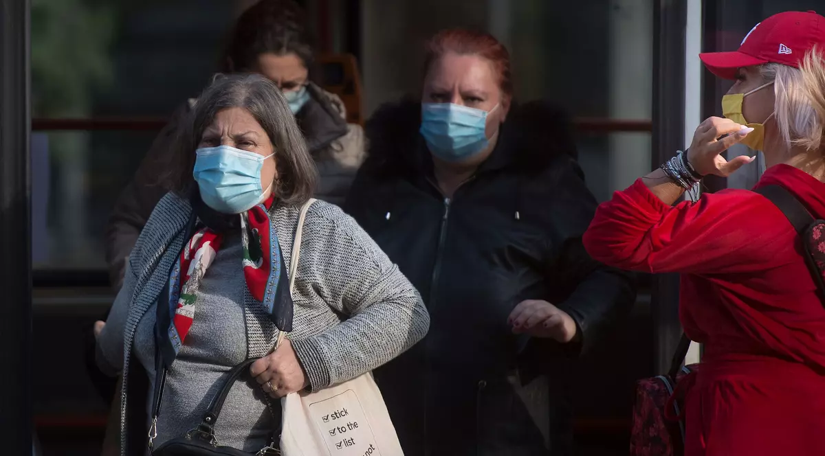 Cât a scăzut rata de infectare cu COVID-19 în localitățile carantinate (ALEXANDRU DOBRE / MEDIAFAX FOTO)