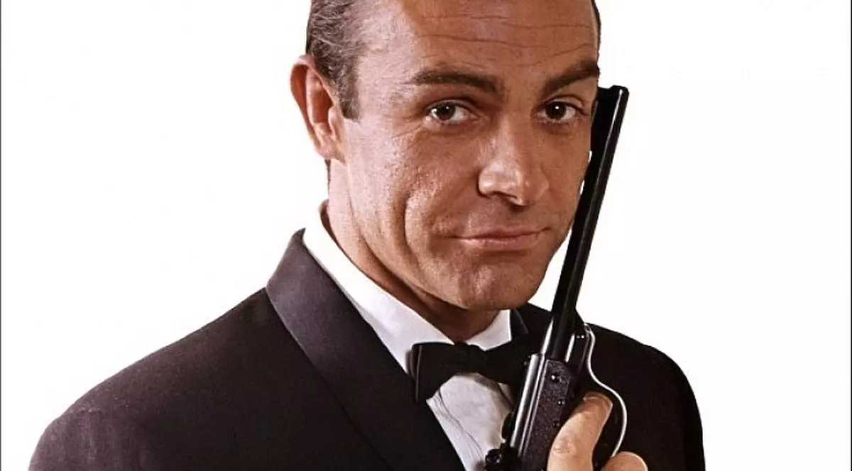 Pistolul folosit de Sean Connery în primul film din seria ”James Bond”, scos la licitație. Cu cât ar putea fi vândut