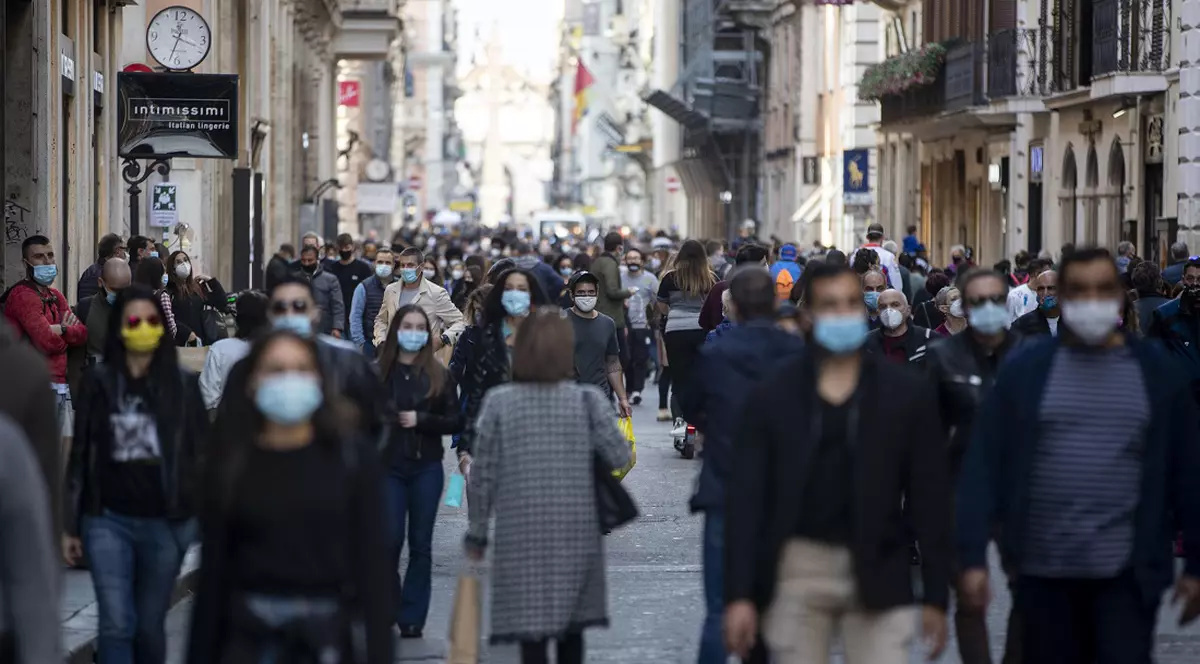 Număr fără precedent de infectări cu COVID-19 în Italia: Peste 34.000 de cazuri noi în ultimele 24 de ore