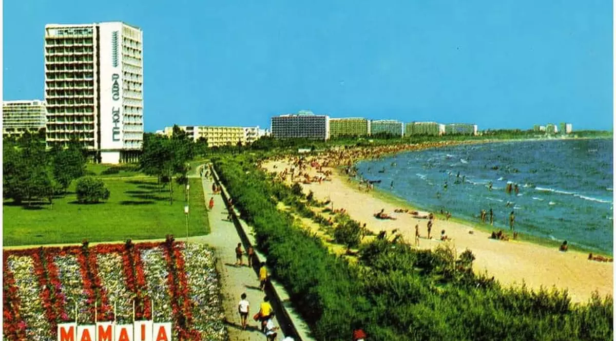 Planul de a „înverzi” din nou plaja din Mamaia, după modelul staţiunii din anii ’80