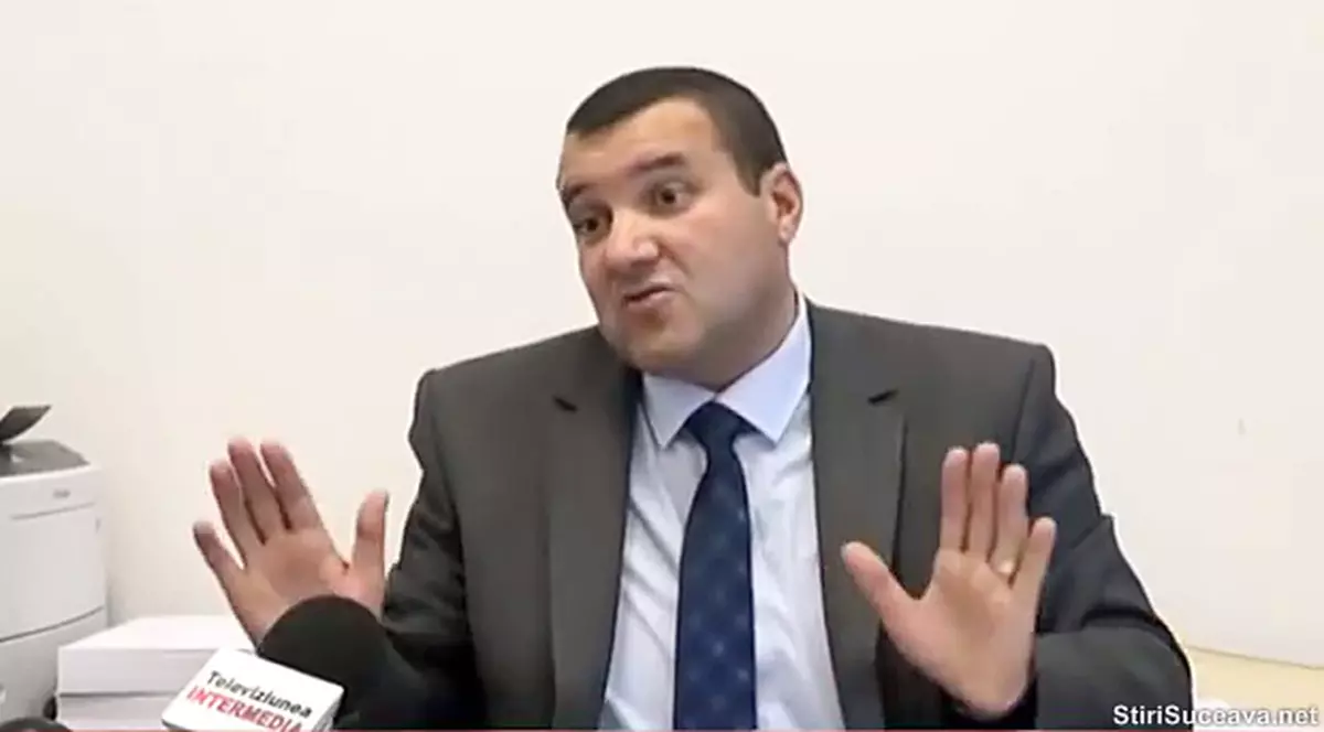 VIDEO | Fostul șef de la Permise Suceava îi trimitea pe cei care reclamau faptele de corupţie la complicii lui de la DGA
