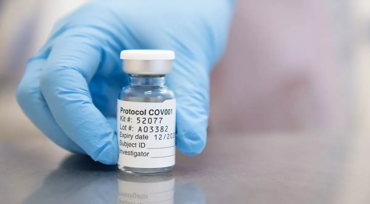 Trei vaccinuri COVID sunt în prag de autorizare. Cât costă, cum se depozitează și când vor ajunge în România