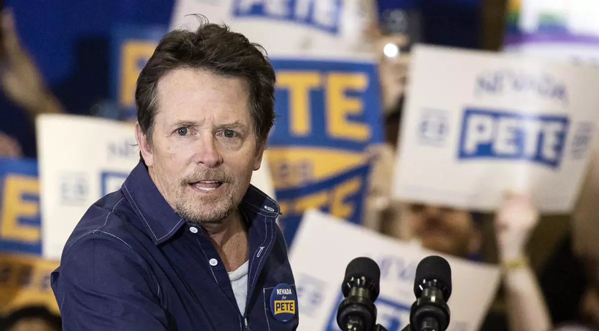 Actorul Michael J. Fox, dezvăluiri despre boala Parkinson cu care se luptă de 29 de ani: ”Nu mai pot juca fiindcă nu mă mai ajută memoria, dar iubesc viața”