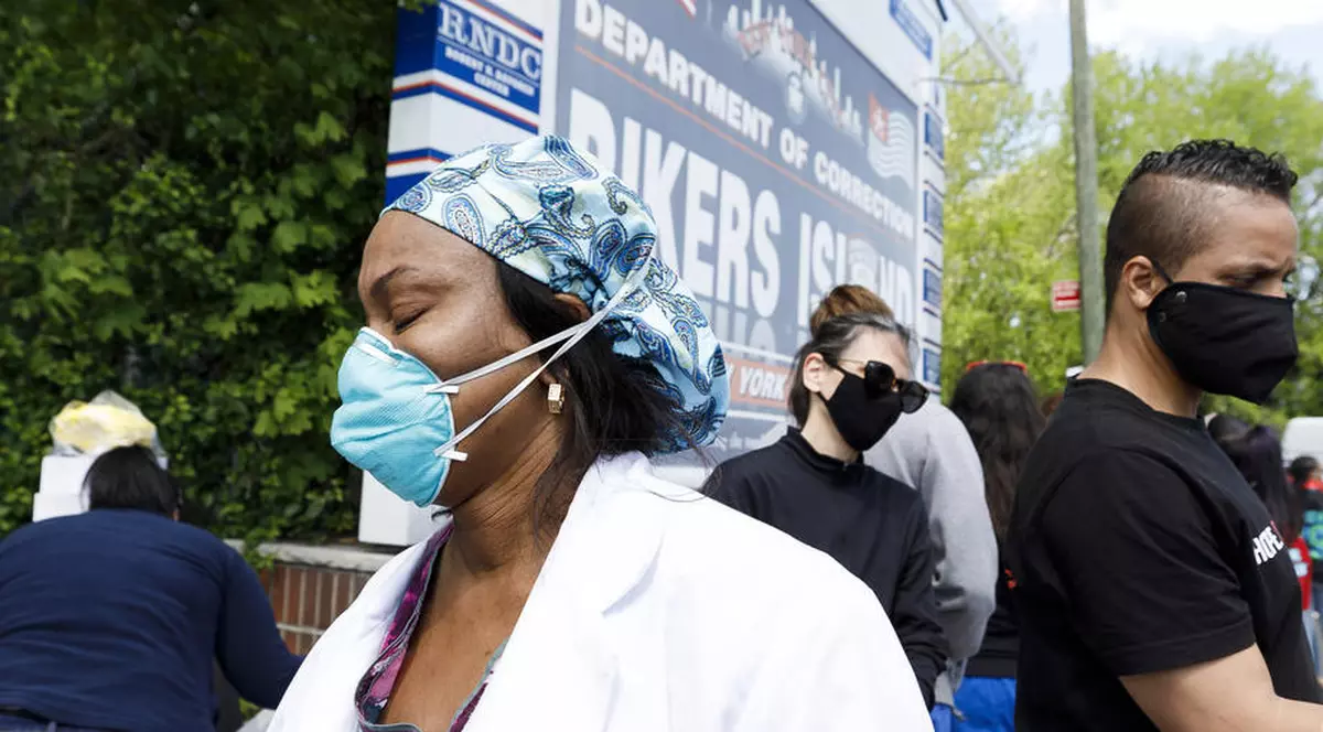 SUA, zeci de mii de infectări legate de campania electorală. Raportarea zilnică a atins un record mondial: 100.233 de cazuri