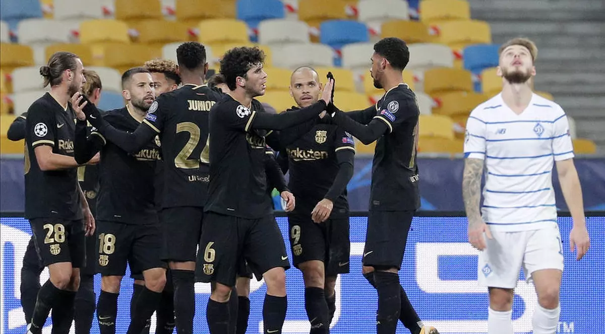 Gafă a celor de la FC Barcelona: au anunțat că vin la București, ca să joace cu Ferencvaros Budapesta. Reacția maghiarilor