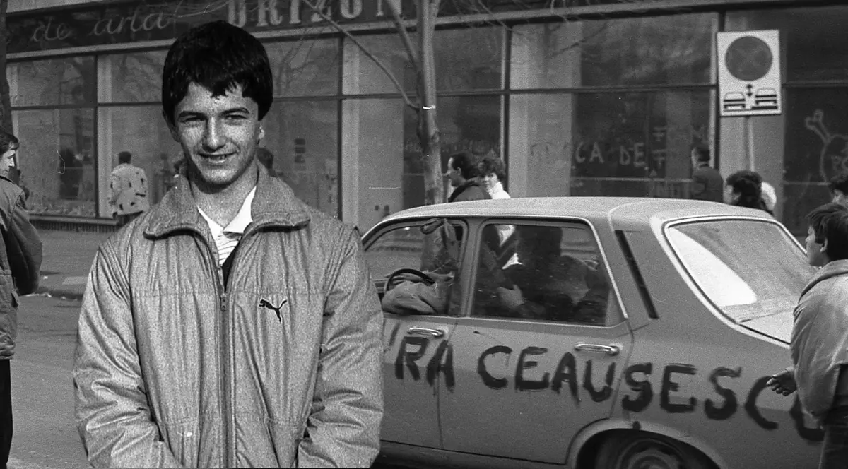 Răzvan Lucescu, povești de la Revoluție. La 20 de ani, pe străzi, cu viitoarea soție de mână. De la milițienii de la Romană la semnele victoriei de la Televiziune