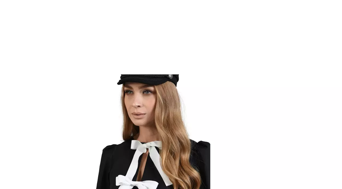 (Publicitate) Modele de bluze care să nu-ți lipsească din garderobă