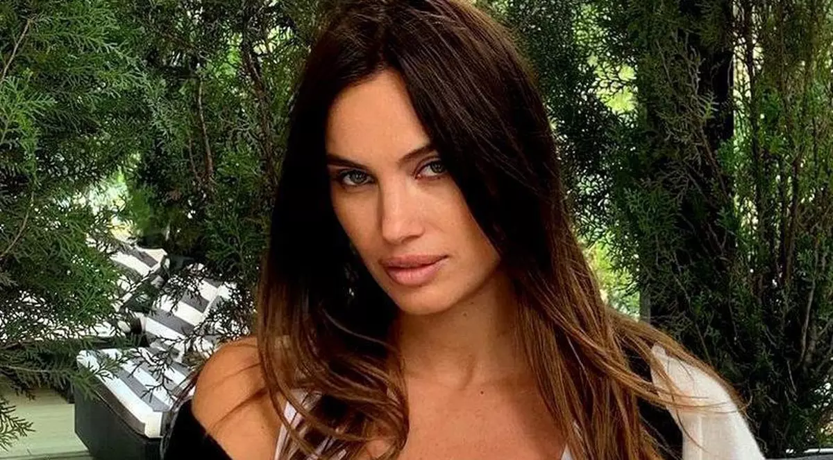 Decizia luată de Alina Pușcău la o vârstă fragedă. Și-a ajutat mama să divorțeze. „Evident că a fost un moment dificil, dar necesar”