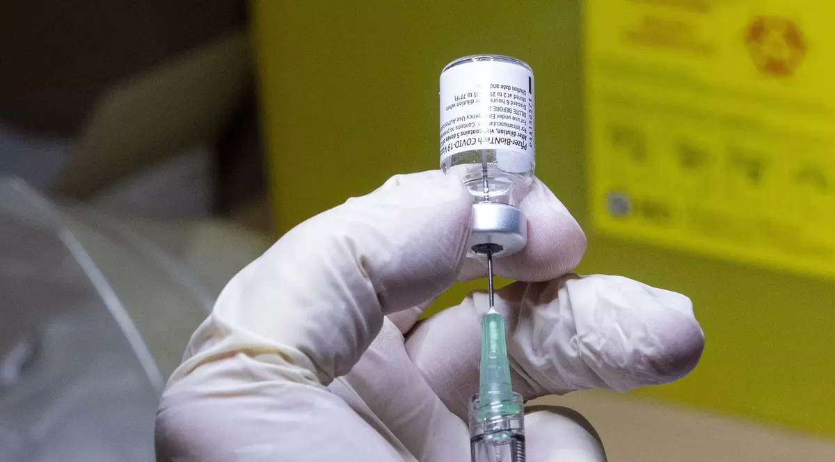 BioNTech asigură că poate oferi, în cazul unei mutații a virusului, un nou vaccin anti-COVID. Cât timp i-ar lua companiei pentru noul ser