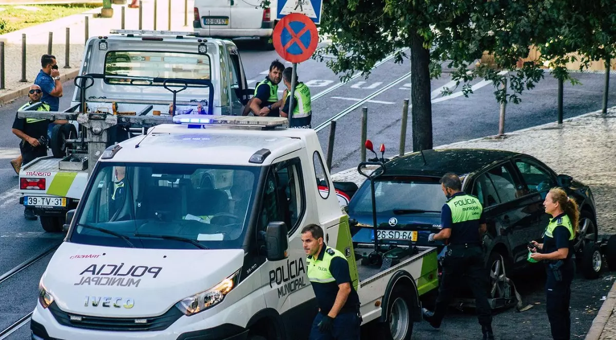 O clădire din centrul Lisabonei s-a prăbușit parțial. Cinci persoane au fost rănite, iar două sunt date dispărute