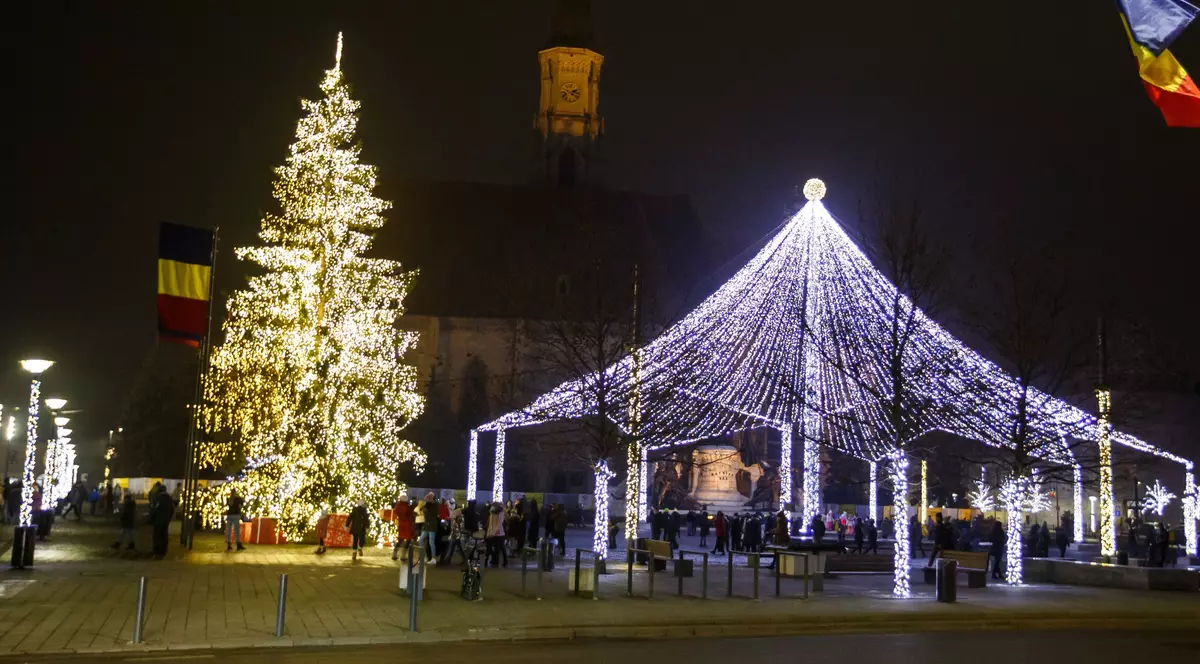 Sărbători cu restricții. Principalele măsuri pe care trebuie să le respectăm de Crăciun