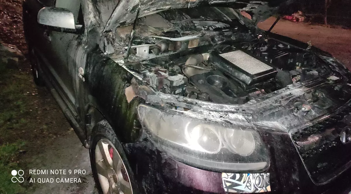 Răzbunarea unui şofer băut pe poliţistul care i-a făcut dosar penal. I-a incendiat maşina şi l-a ameninţat cu moartea