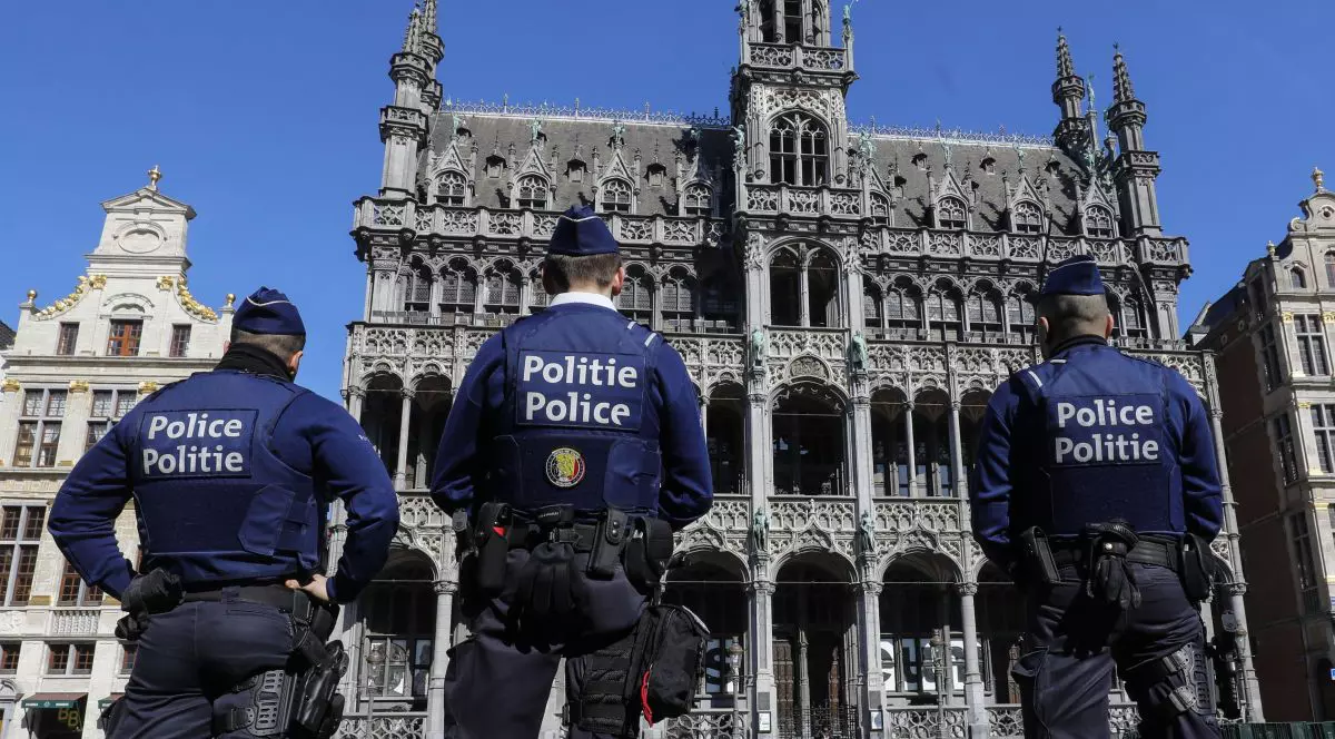 Belgia interzice călătoriile neesenţiale în afara ţării. Când intră măsura în vigoare și cât durează