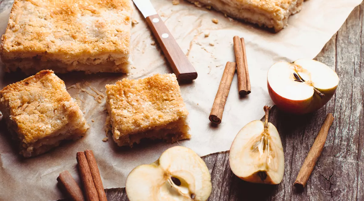 Prăjitură cu mere - rețete aromate cu măr și scorțișoară