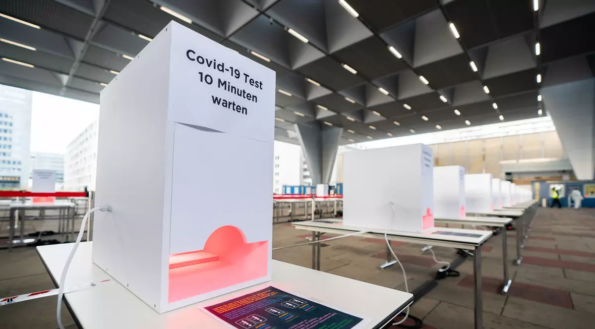 Pregătiri în Viena pentru testarea COVID. Foto: Profimedia