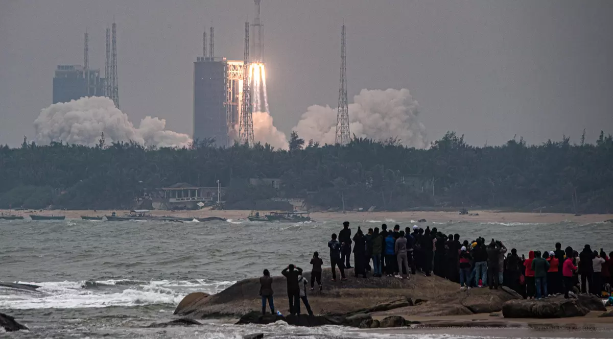 China a lansat o nouă rachetă în spațiu cu misiunea de a plasa mici sateliți pe orbită