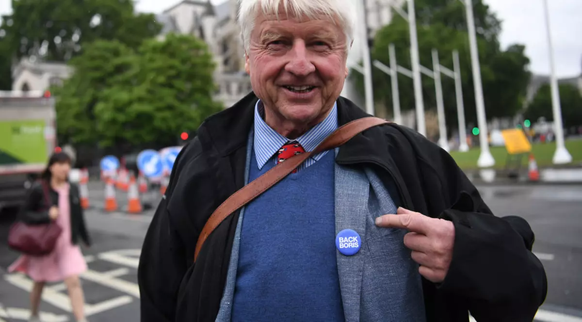 Efectul Brexit. Tatăl premierului britanic Boris Johnson vrea cetățenie franceză: „Voi fi mereu un european”