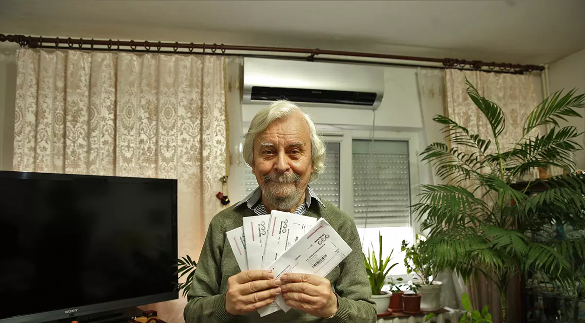 Telekom a pus o persoană decedată să plătească în continuare abonamentul de telefon, deși fratele acesteia a cerut desființarea postului