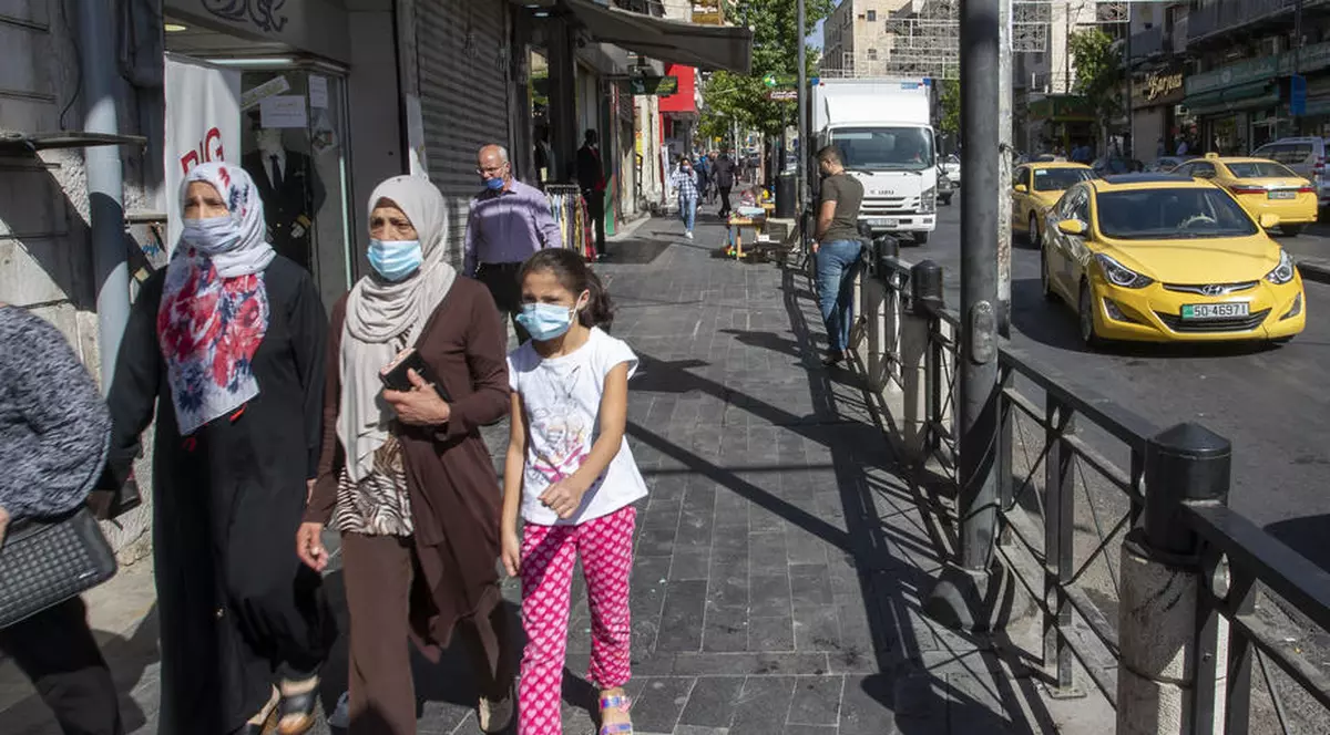 Un jurnalist din Iordania a fost arestat după ce a publicat informaţii despre vaccinul anti-COVID