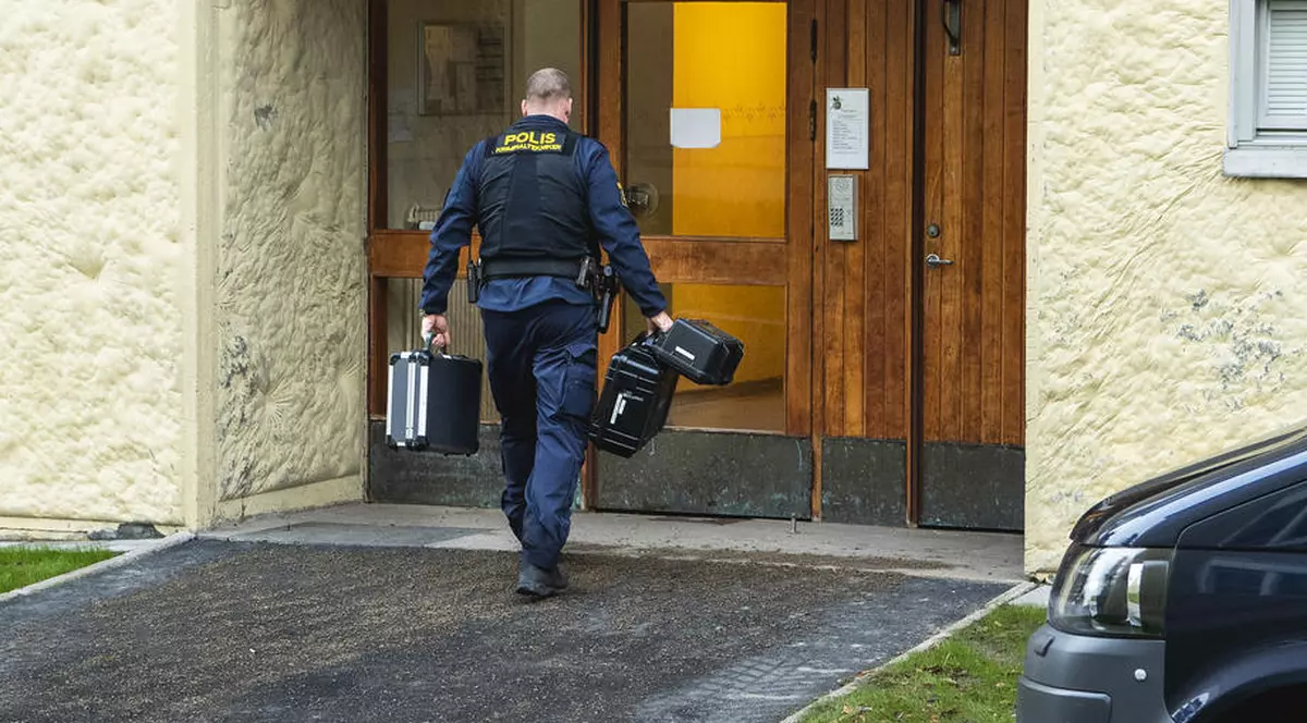 Femeia din Suedia arestată sub suspiciunea că și-a ținut fiul în casă 28 de ani a fost eliberată. La ce concluzie au ajuns procurorii