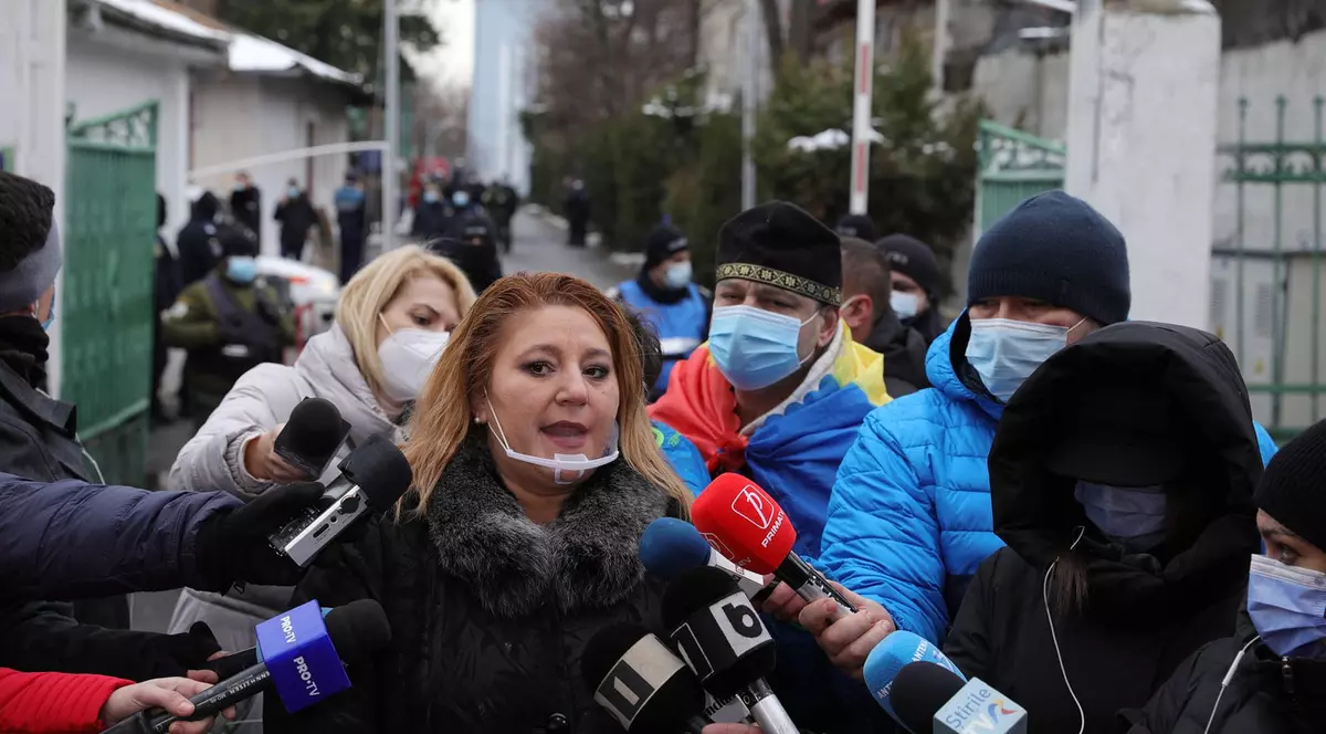 Diana Șoșoacă la Institutul Matei Balș sursa foto: Vlad Chirea