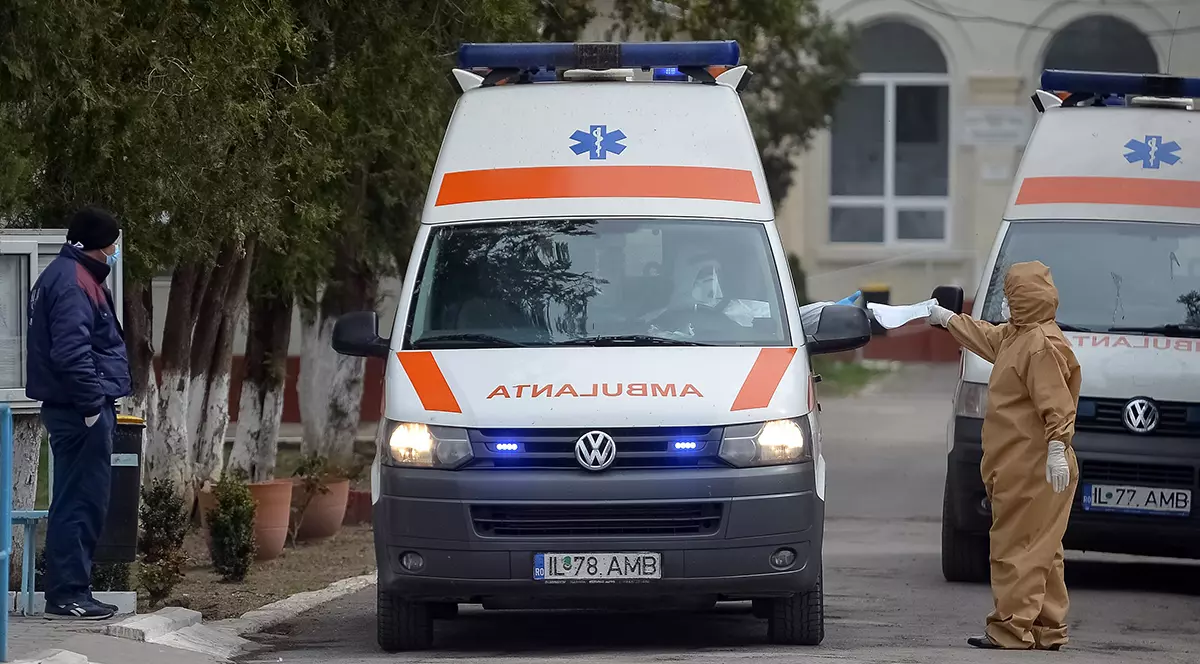 Aproape 3.200 de noi cazuri de infectare și 77 de decese COVID în ultimele 24 de ore în România