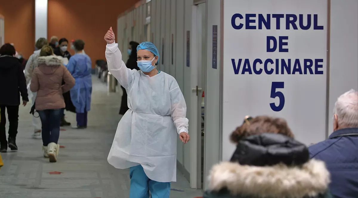 STS a descoperit cum algoritmul încuraja păcălirea listei de vaccinare și spune că a tăiat această portiță