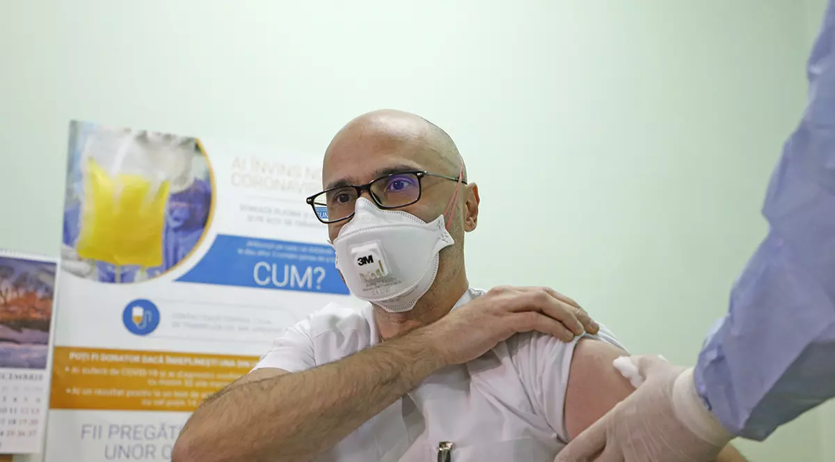 „Este un fenomen «vaccinarea la chiuvetă»” . Anchetă la Timișoara, după acuzații de vaccinare fictivă lansate de un medic