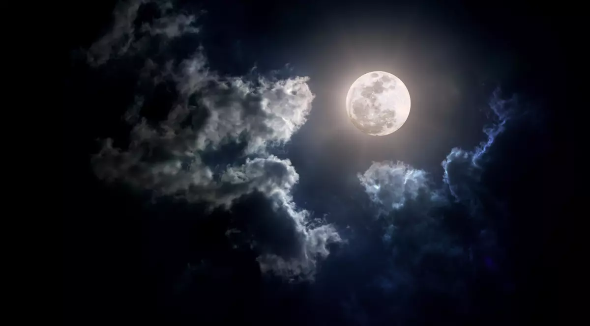 Explicația fenomenului de lună plină