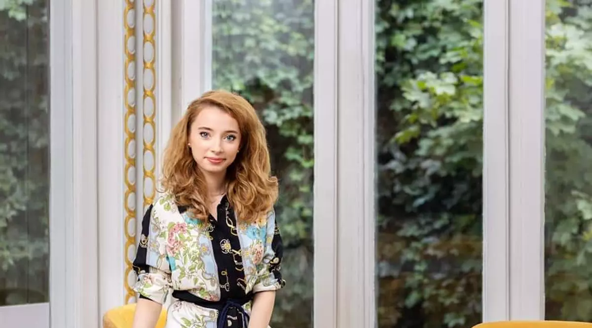 Corina Popa s-a întors din Spania și a înființat Școala de Gramatică. „Ca să știm că mergem la serviciu, nu la servici”