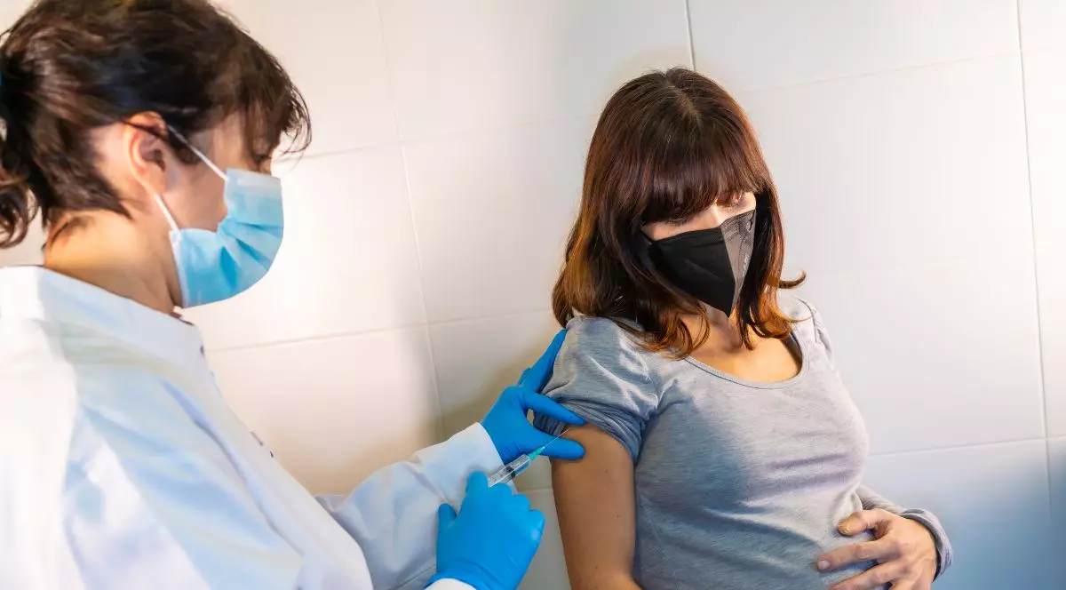 Dr. Vlădăreanu: „Apelăm să nu se facă excese împotriva femeilor gravide care vor să se vaccineze anti-COVID”