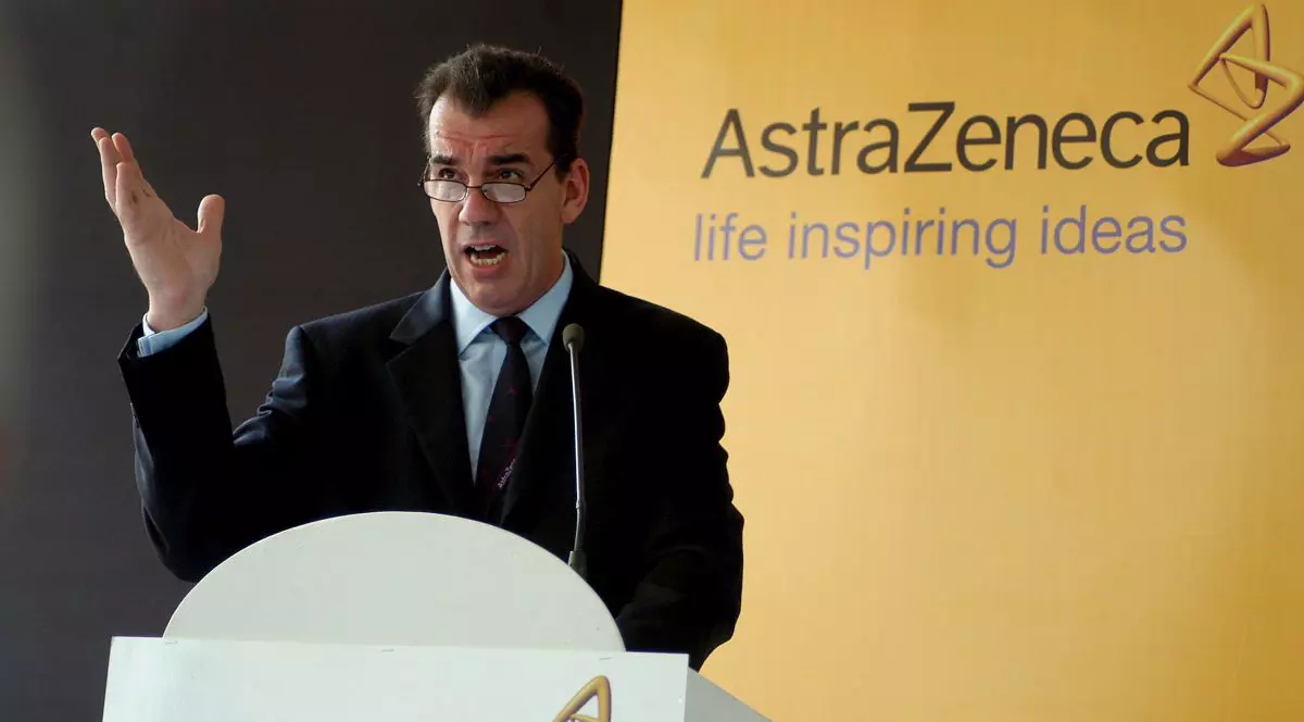 AstraZeneca ar putea depune săptămâna viitoare cererea de autorizare pentru vaccinul anti-COVID