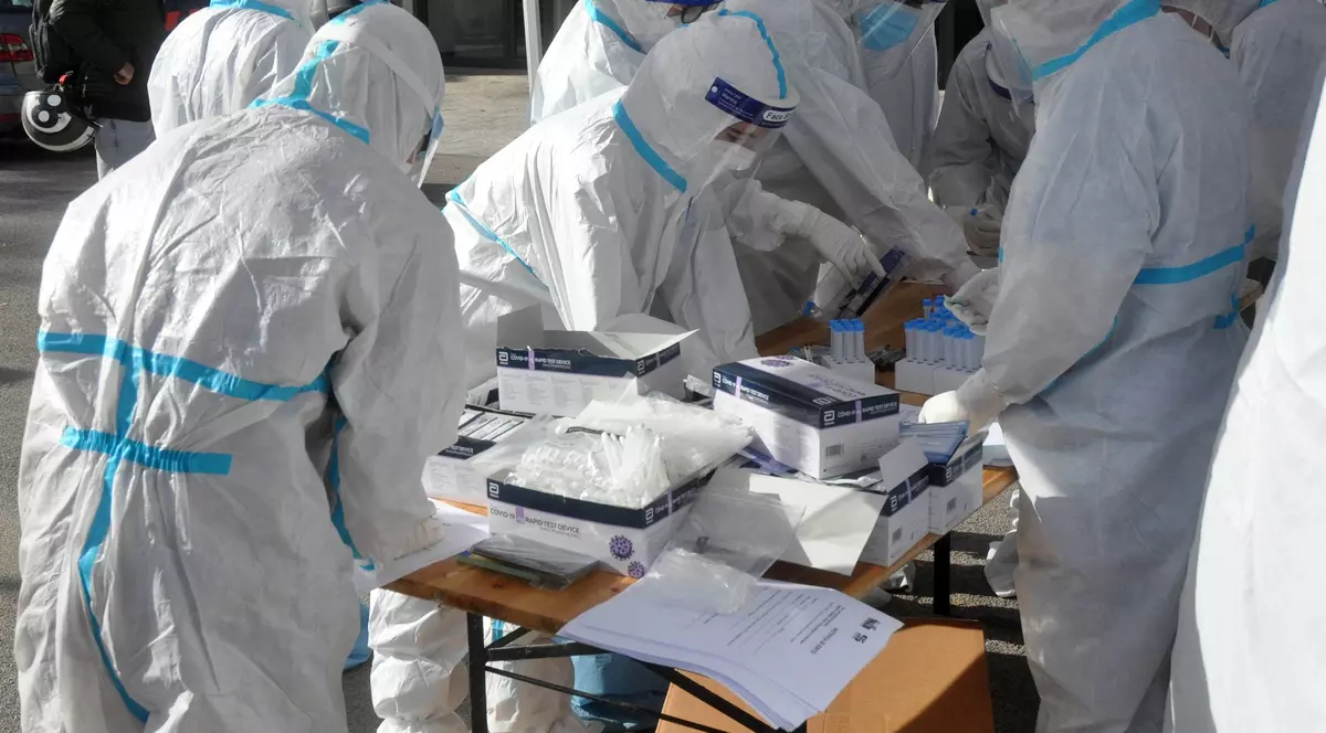 Numărul real al infecțiilor cu COVID din Italia, cu 50% mai mare, susțin serviciile secrete