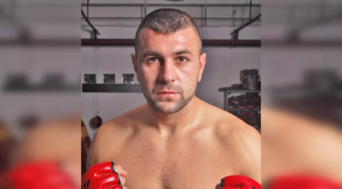 Un român povestește cum a fost agresat în Londra de Adrian Preda, unul dintre liderii clanului Luptătorilor, dat în urmărire în România