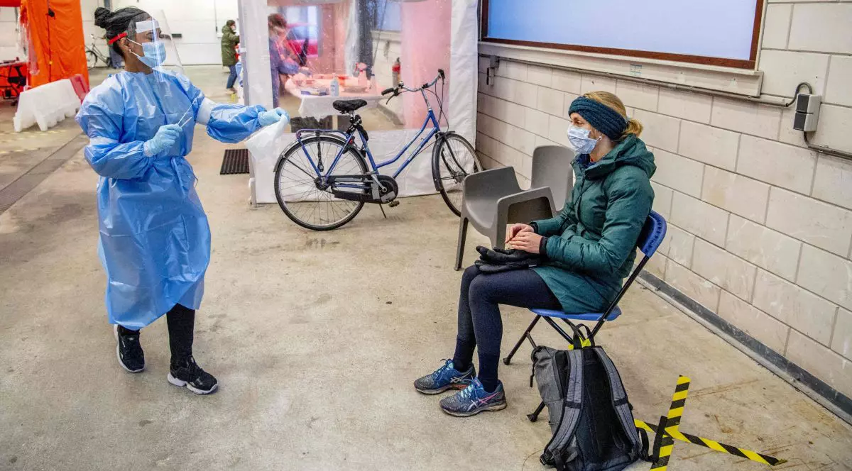 Prima doză de vaccin în ultimul stat din UE. Cum a ratat Olanda startul campaniei de imunizare