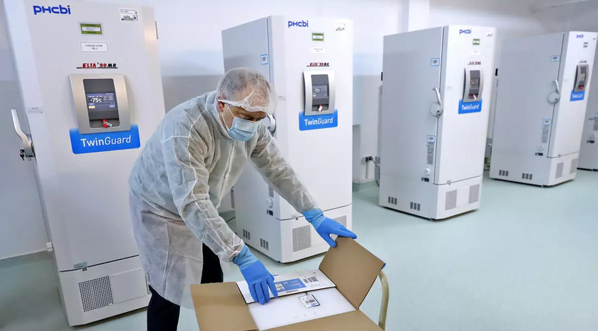 Vaccinare Romania (foto EPA)