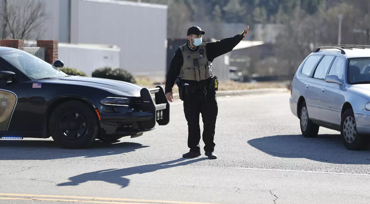 Incident la o fabrică de procesare a cărnii de pui din Gainesville, în statul american Georgia sursa foto: EPA