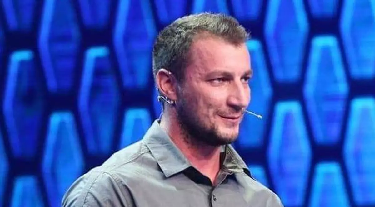 Polițistul Marian Godină, despre Diana Şoşoacă şi susținătorii ei: „De grohăit poate orice porc”