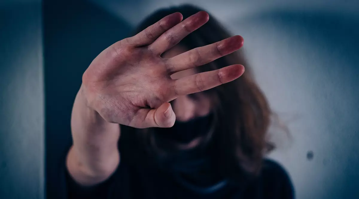 Cum și-a recuperat o familie fiica de la un traficant din Călărași, care a ademenit-o prin metoda „loverboy” și exploatat-o sexual în Germania