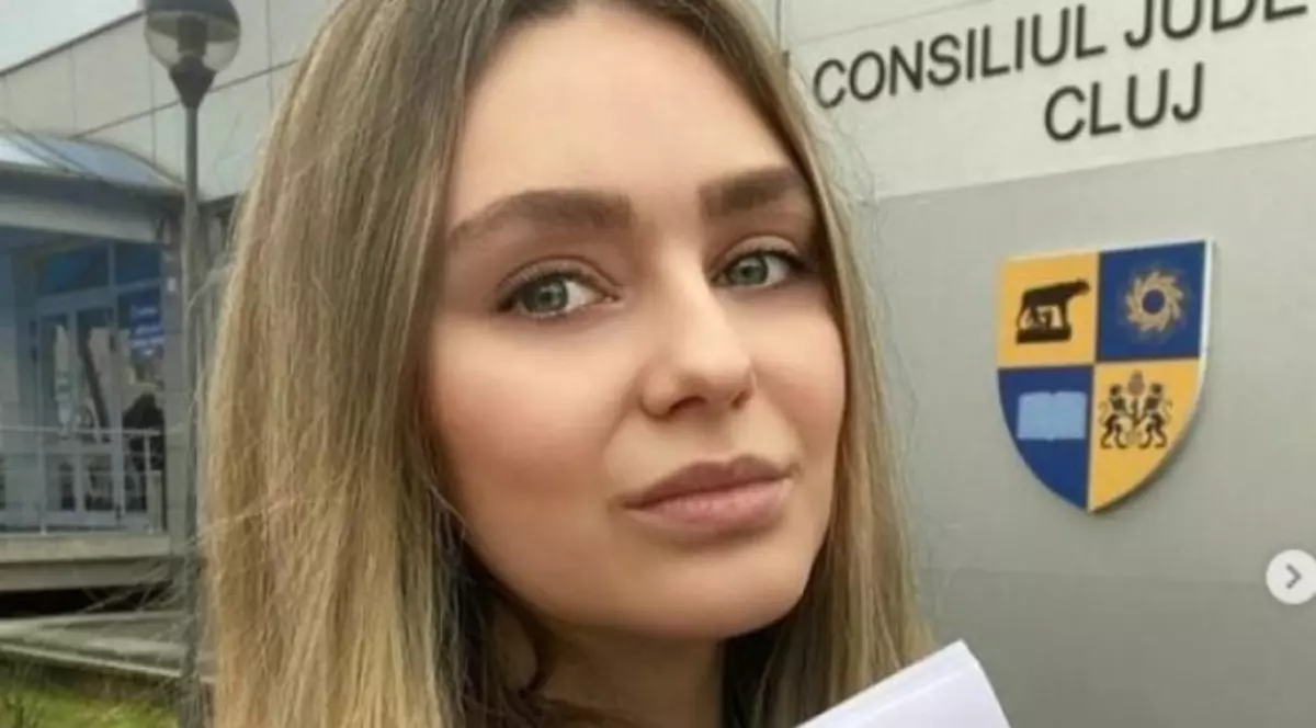 Tânără liberală de 27 de ani, numită în CA-ul unui spital din Cluj, pusă să demisioneze la o zi după ce aceasta se lăudase cu funcția pe Instagram